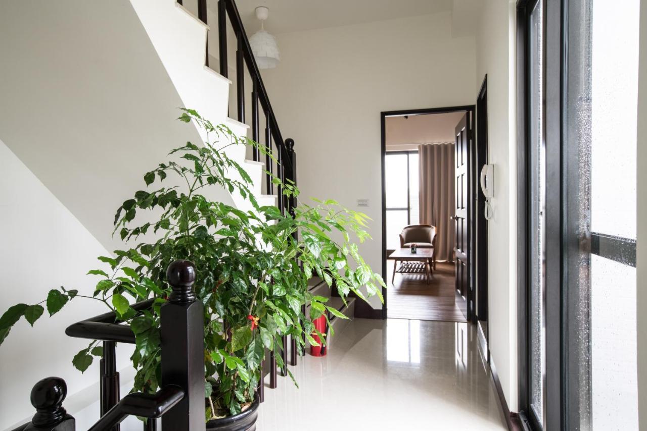 黑琵軼棧湖濱旅宿 K&B Happy Hostel Tainan Exterior photo