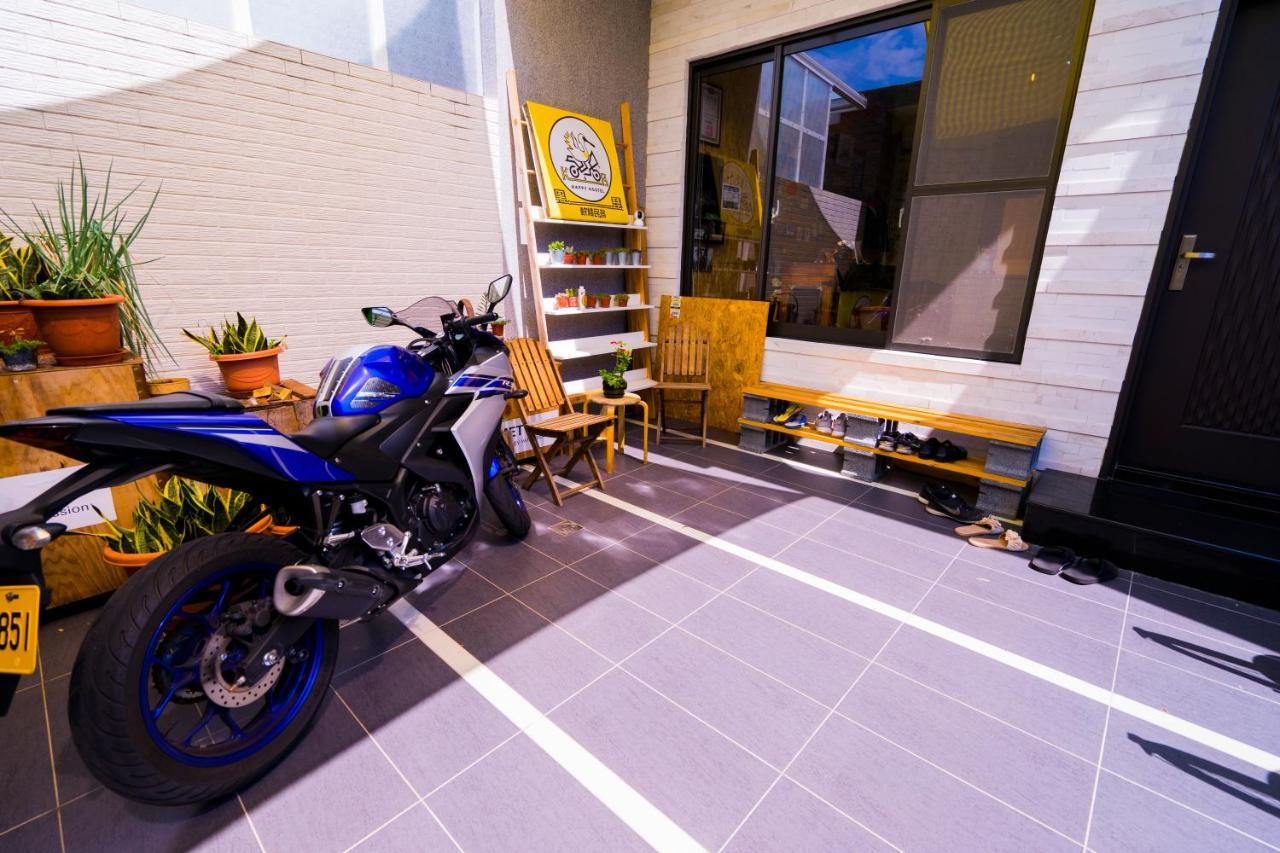 黑琵軼棧湖濱旅宿 K&B Happy Hostel Tainan Exterior photo